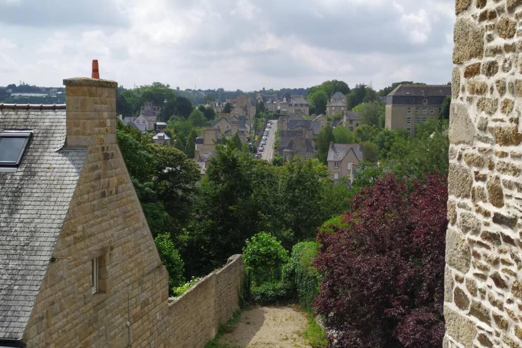 Dinan Chateau - Parking Inclus Экстерьер фото